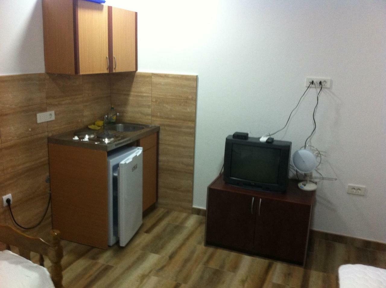 Bmt Apartmani Херцег Нови Екстериор снимка